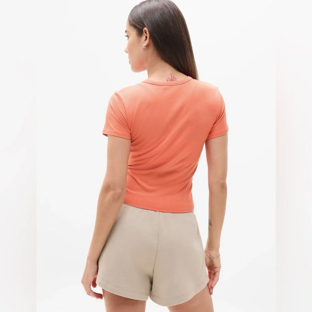 NWOT Athleta Signature Rib Crop Tee | Orange Haze | Size Medium - Picture 3 of 9